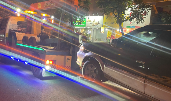 K&eacute;o &ocirc; t&ocirc; về gara: Cứu hộ xe hư, xe chết m&aacute;y v&agrave; phương tiện kh&ocirc;ng thể tự di chuyển